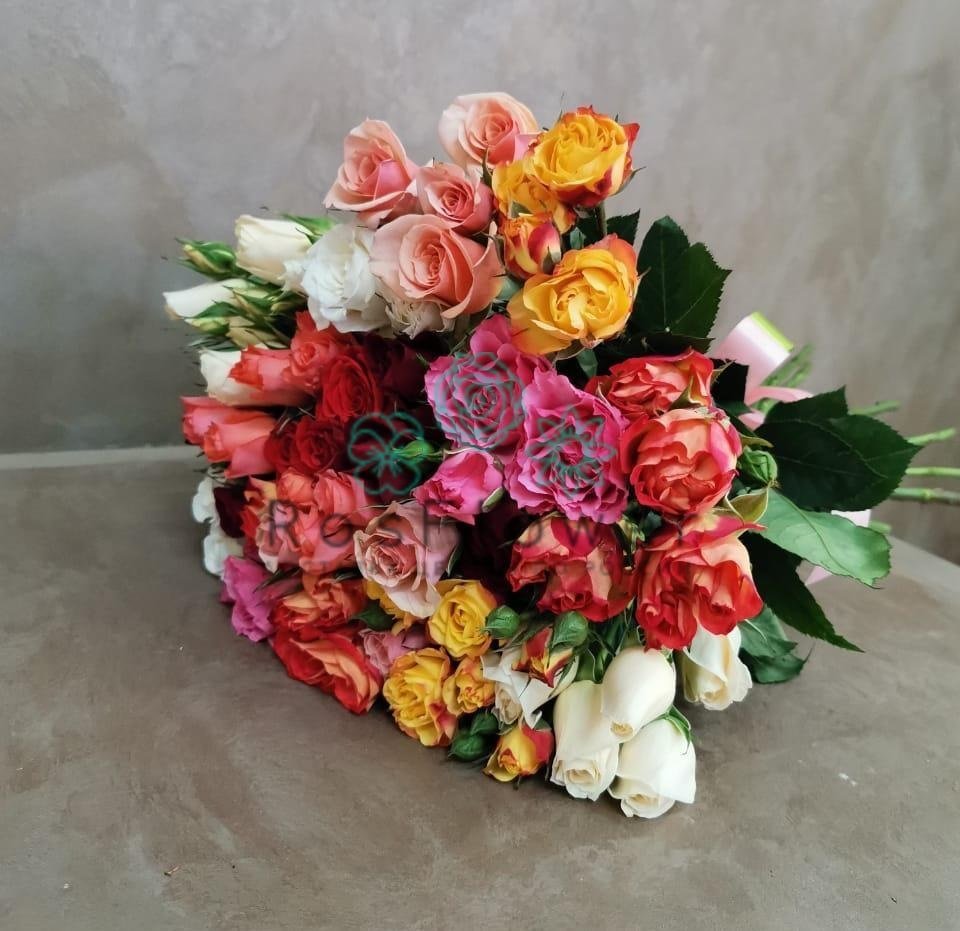 Букет цветов из: Розы в Заветном Краснодарского края