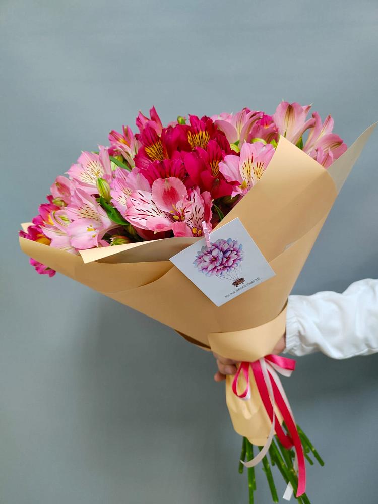 Букет цветов из: Альстромерии в Заветном Краснодарского края