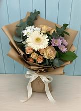 Букет цветов из:  Герберы и Хризантемы в Заветном Краснодарского края