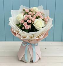Букет цветов из:  Розы в Заветном Краснодарского края