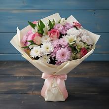 Букет цветов из:  Хризантемы, Альстромерии и Розы в Заветном Краснодарского края