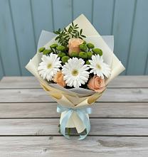 Букет цветов из:  Герберы, Розы и Хризантемы в Заветном Краснодарского края