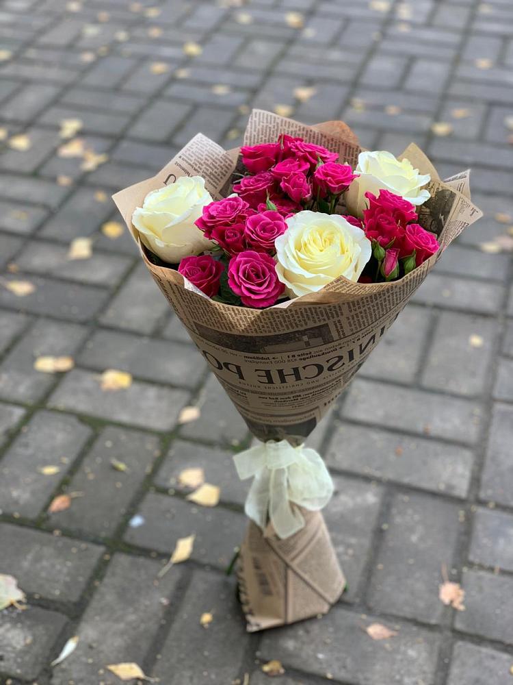 Букет цветов из: Розы в Заветном Краснодарского края