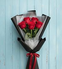 Букет цветов из:  Розы в Заветном Краснодарского края