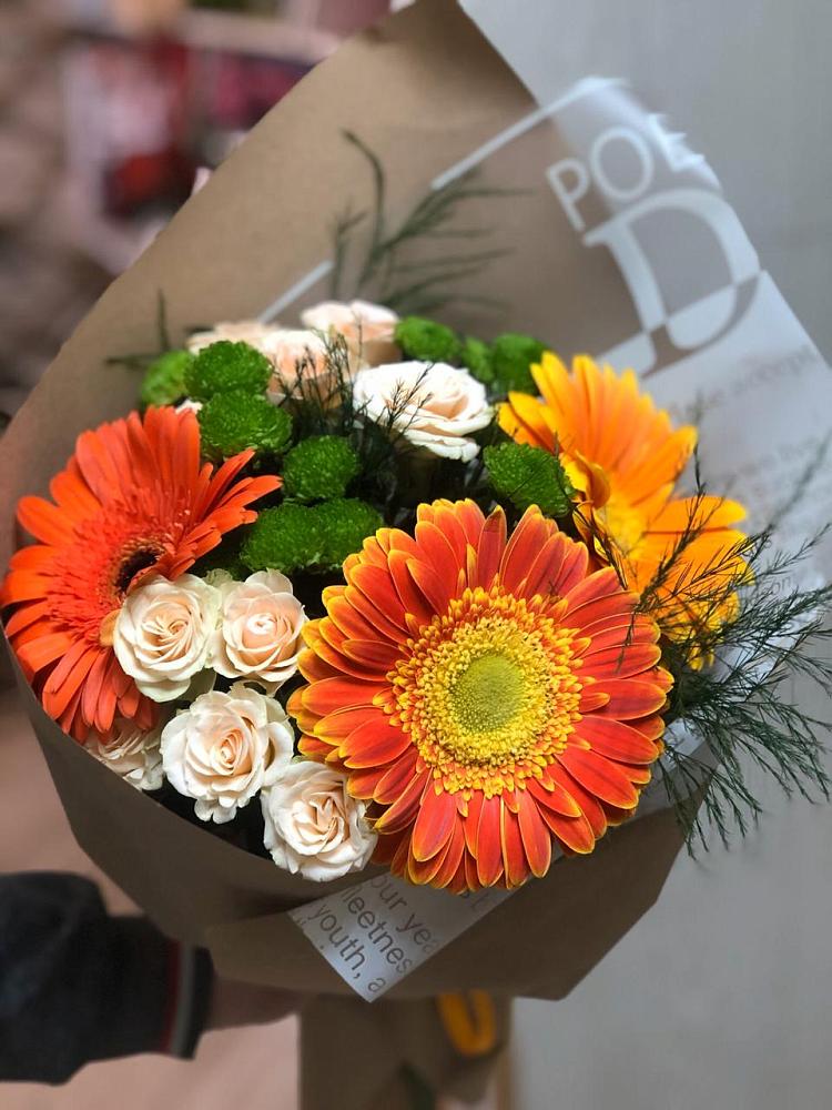 Букет цветов из: Герберы, Хризантемы и Розы в Заветном Краснодарского края