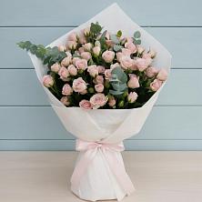 Букет цветов из:  Розы в Заветном Краснодарского края