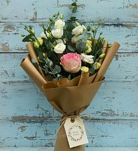 Букет цветов из:  Розы и Лизиантусы #REPLACE_PRED# Заветном Краснодарского края